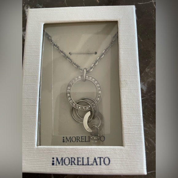 Modern Design  Necklace  New in Box Gorgeous and Fashionable - Picture 1 of 4